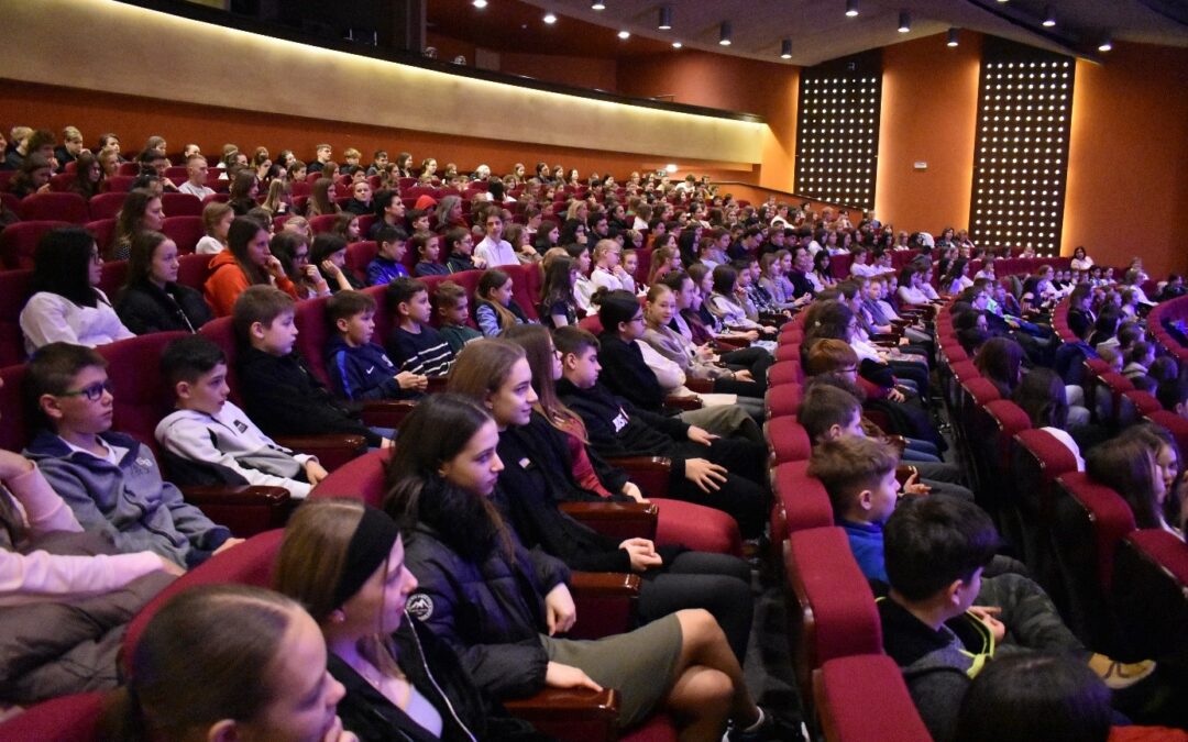 Ifjúsági Filharmónia koncert a Szent Efrém Férfikarral